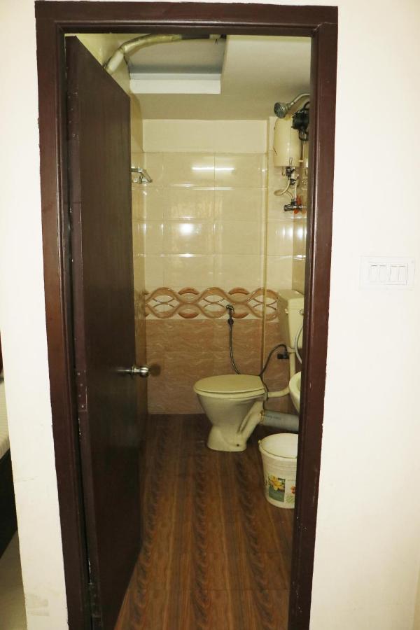 Hotel S4 Residency Chennai Esterno foto