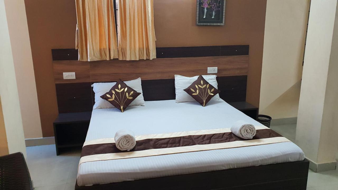 Hotel S4 Residency Chennai Esterno foto