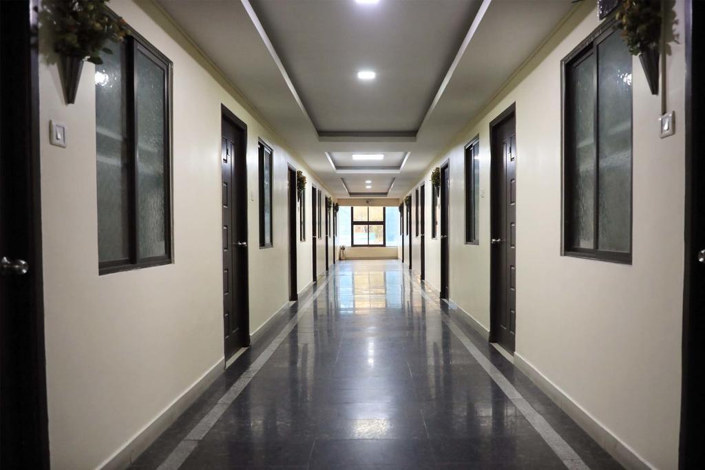 Hotel S4 Residency Chennai Esterno foto